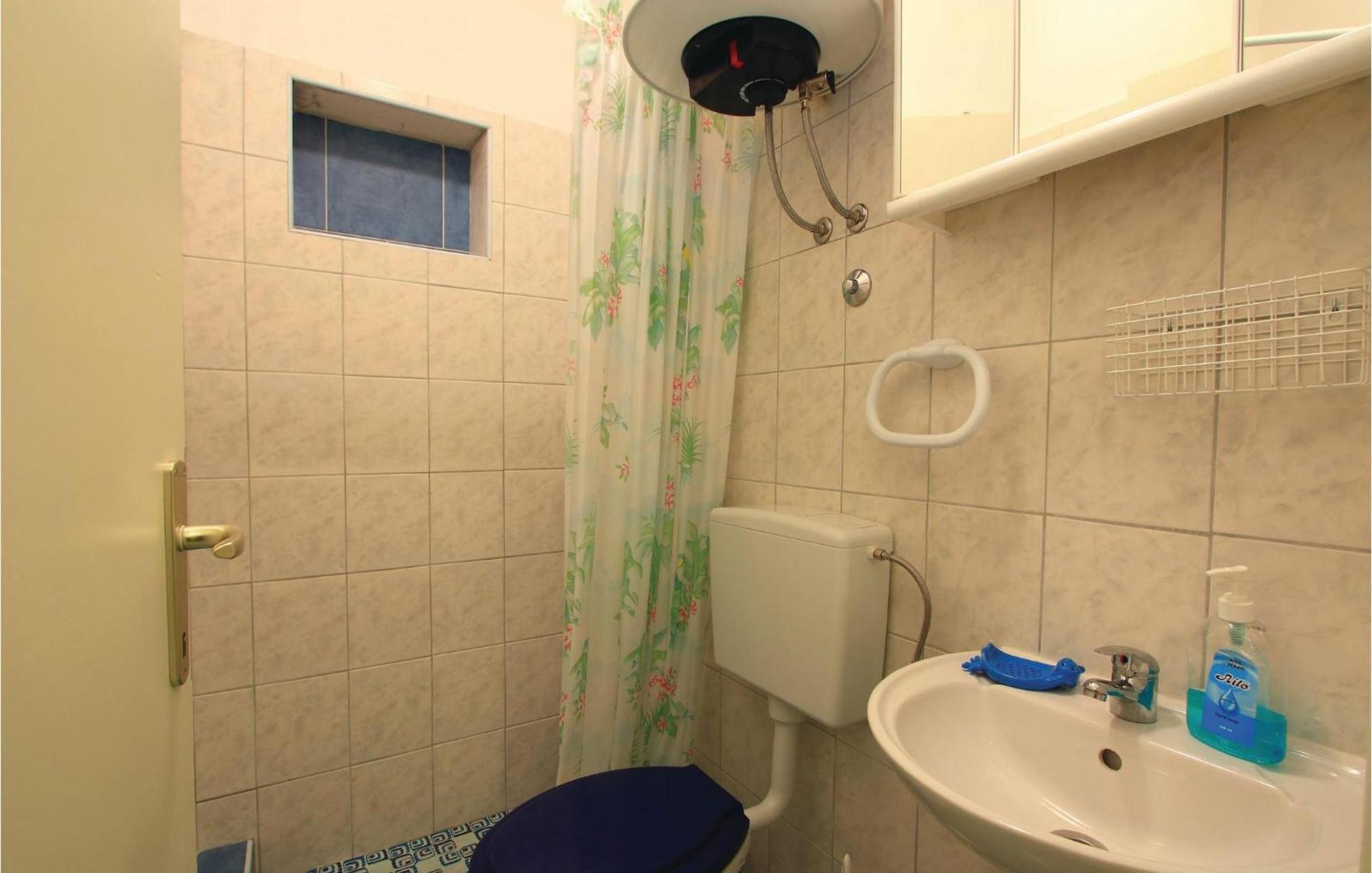 1 Bedroom Awesome Apartment In Pula Exterior photo